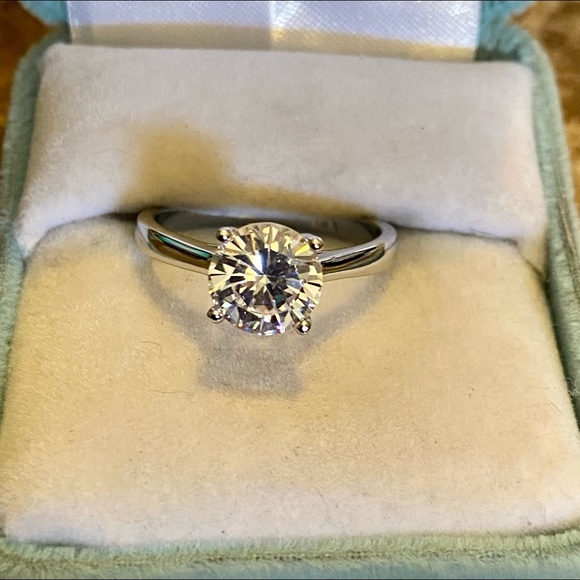 18K White Gold/White Sapphire Engagement Ring